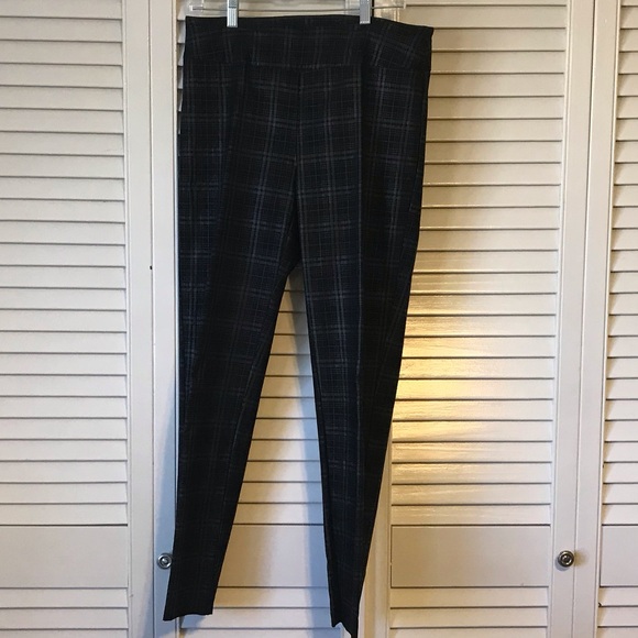 new directions Pants - New Directions Dark Plaid Trousers